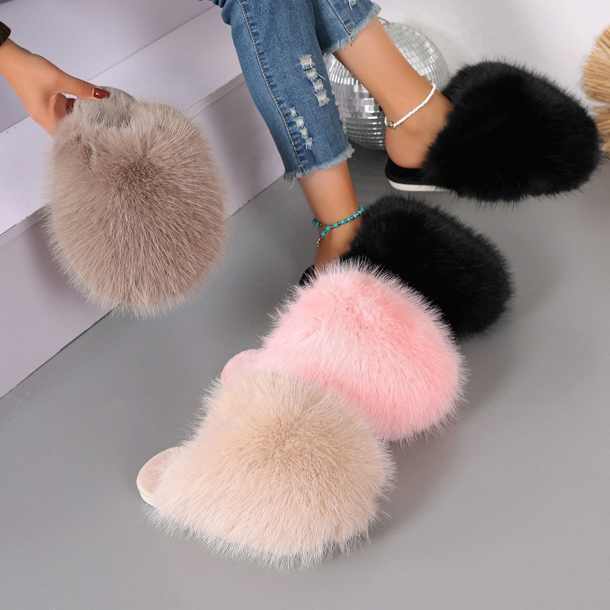 🔥Limited Time Offer🔥Fluffy Plush Slippers